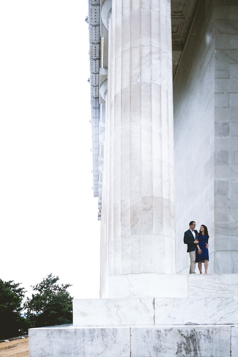 Lincoln Memorial Engagment Photography (2 of 11)