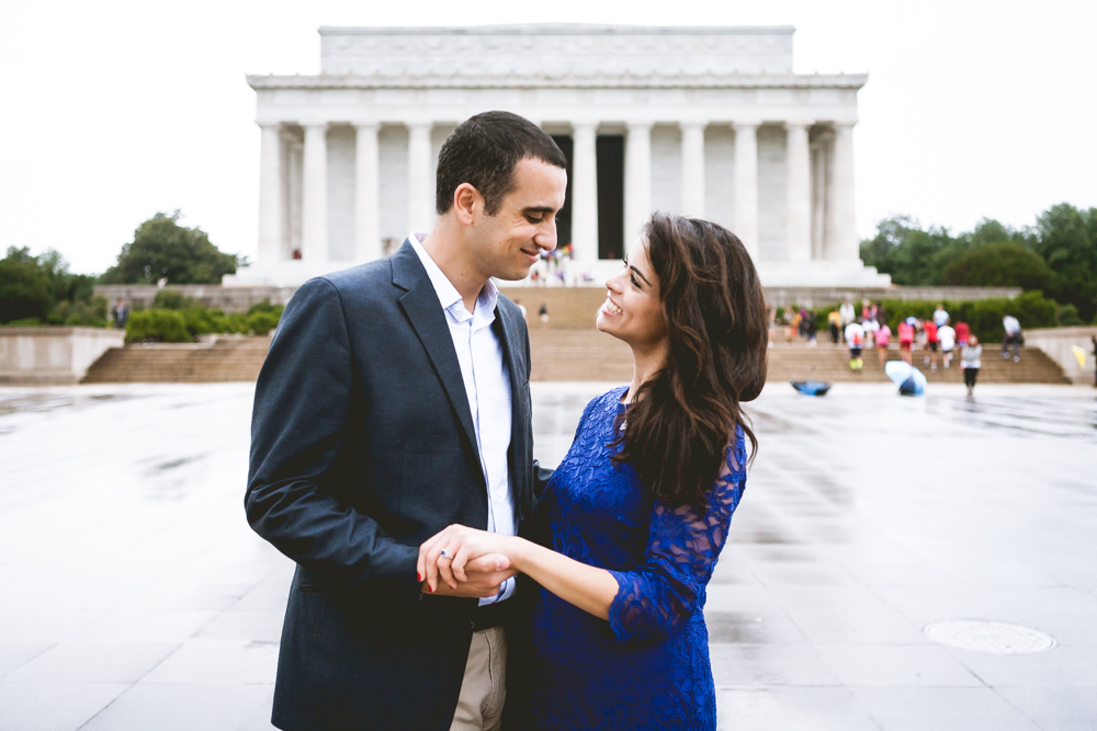 Lincoln Memorial Engagment Photography (8 of 11)